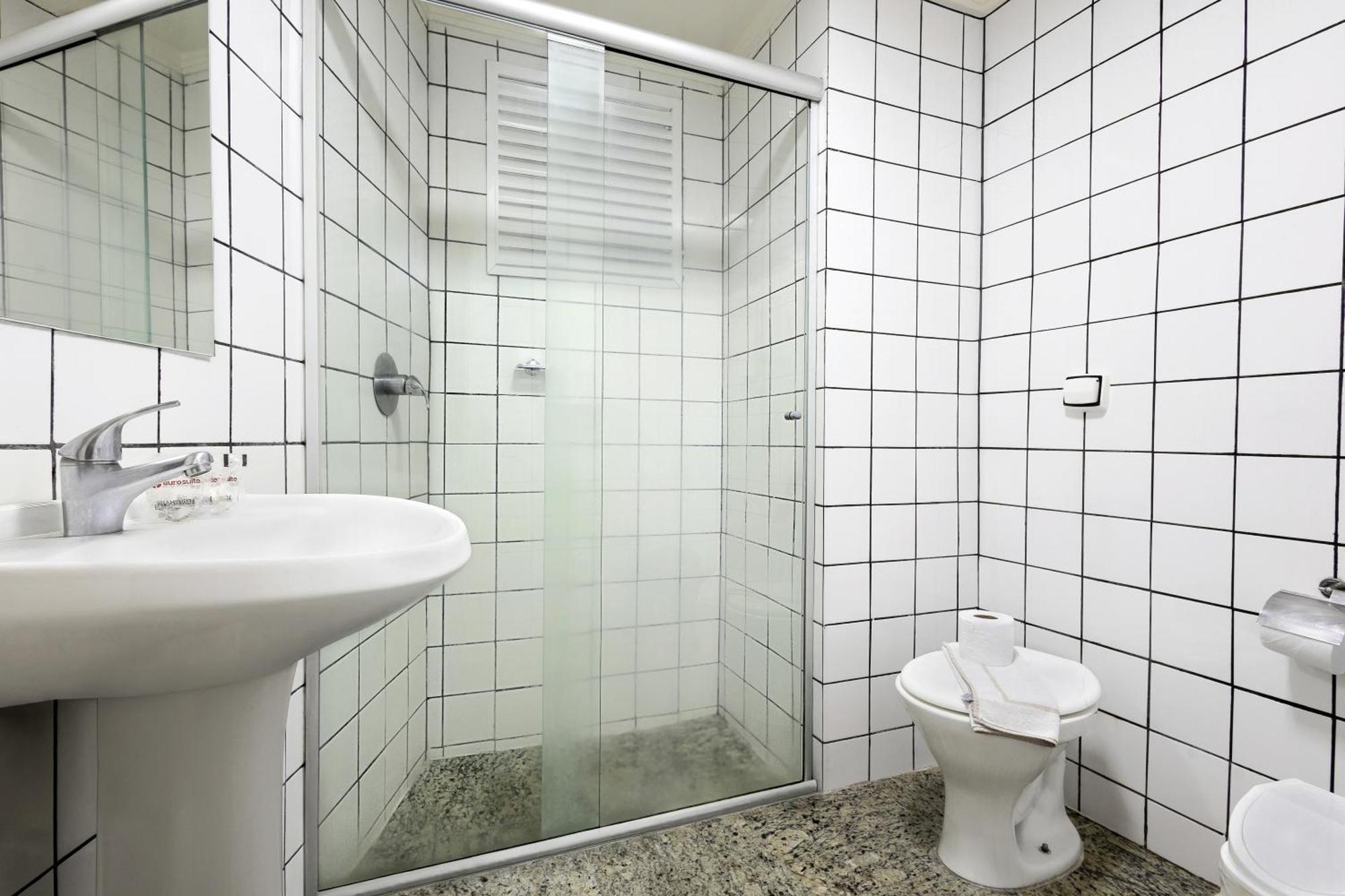 Hotel Euro Suite Sao Paulo By Nacional Inn - A 600 Metros Da Rua 25 De Marco Esterno foto